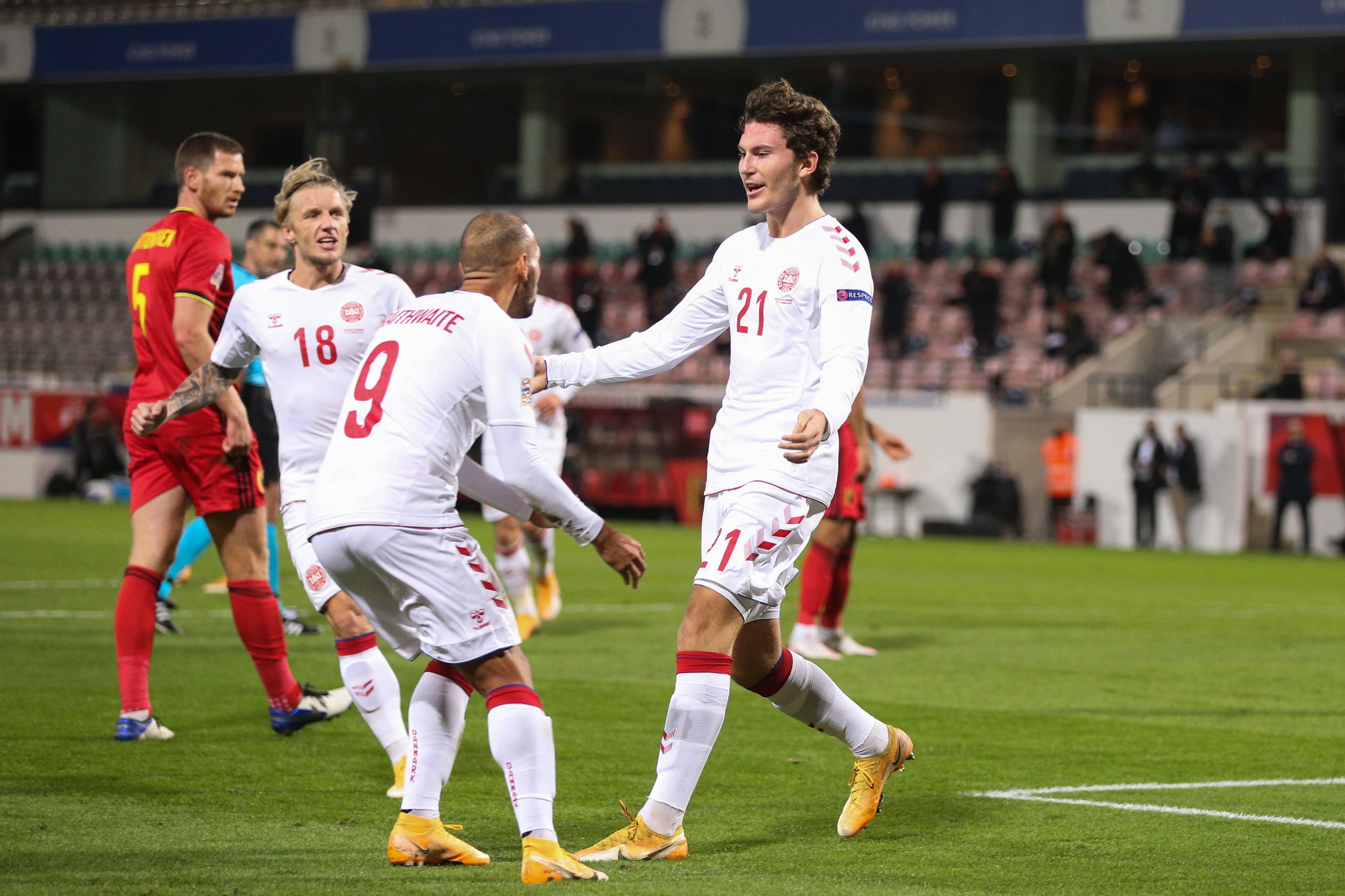 人队在与国 人队在与国